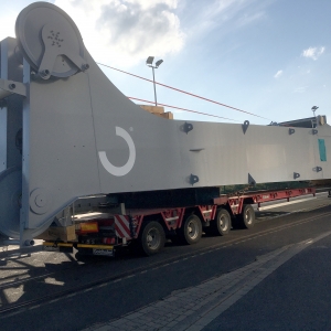 Transport of the Konecranes Gottwald Model 5 Mobile Harbor Crane tower