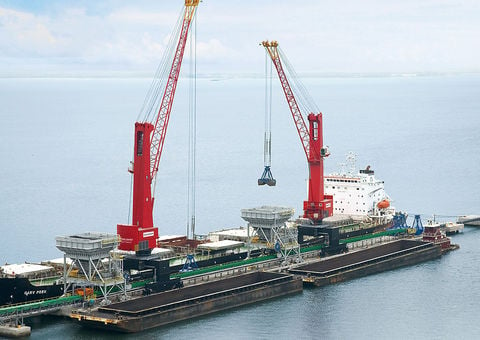 尤文图斯官方区域合作伙伴科尼哥特瓦尔德门港起重机