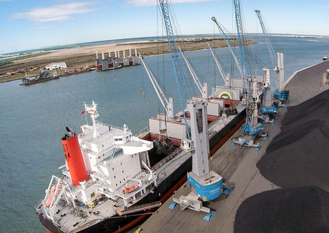 尤文图斯官方区域合作伙伴科尼哥特瓦尔德移动式港口起重机