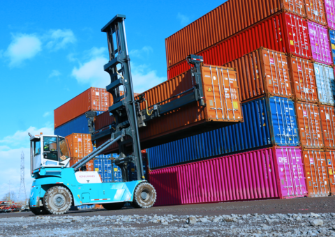 Container handling in Portland Container Repair, Oregon_image