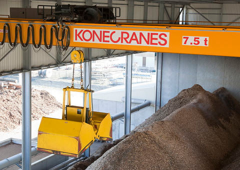 Konecranes CXT biomass crane